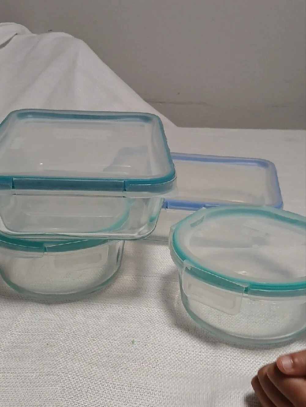Snapware Aqua & Light Blue Glass Food Storage Set with Leakproof Lids